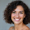 Retrato de Sofía Pérez sonriendo